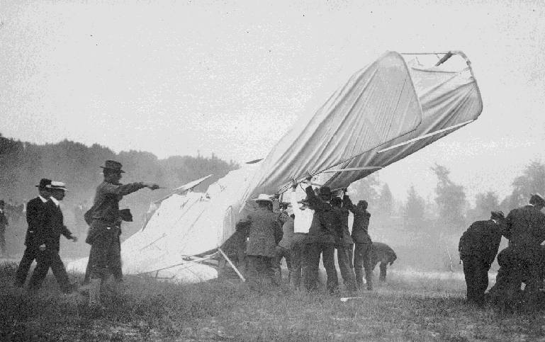 showing the world wright flyer statue of liberty